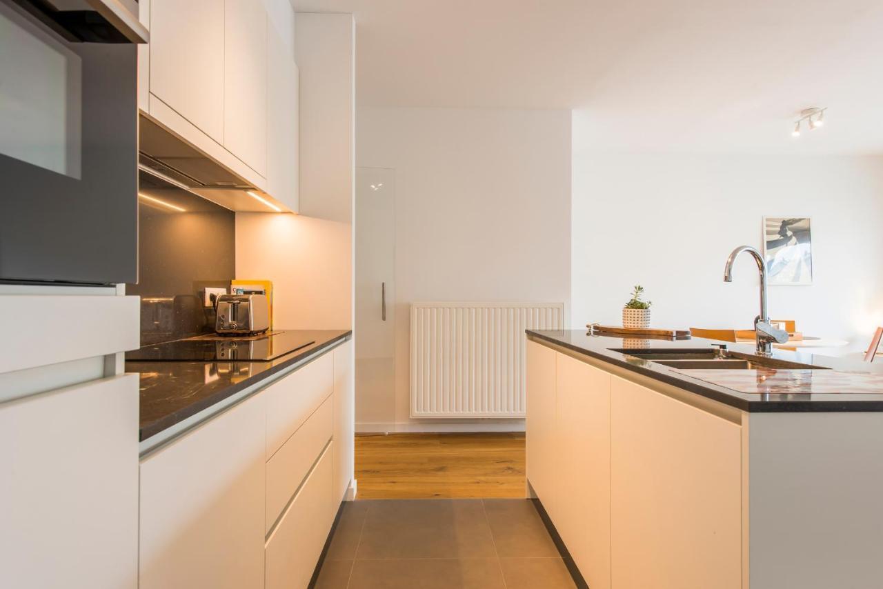 Modern Apartment With Terrace Near The Beach Oostende Ngoại thất bức ảnh